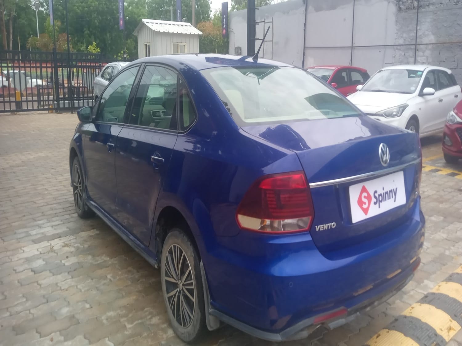 View 2021 Volkswagen Vento 1.0 L TSI Highline Petrol Image 3 Used 2021 Volkswagen Vento 1.0 L TSI Highline Petrol Image 3