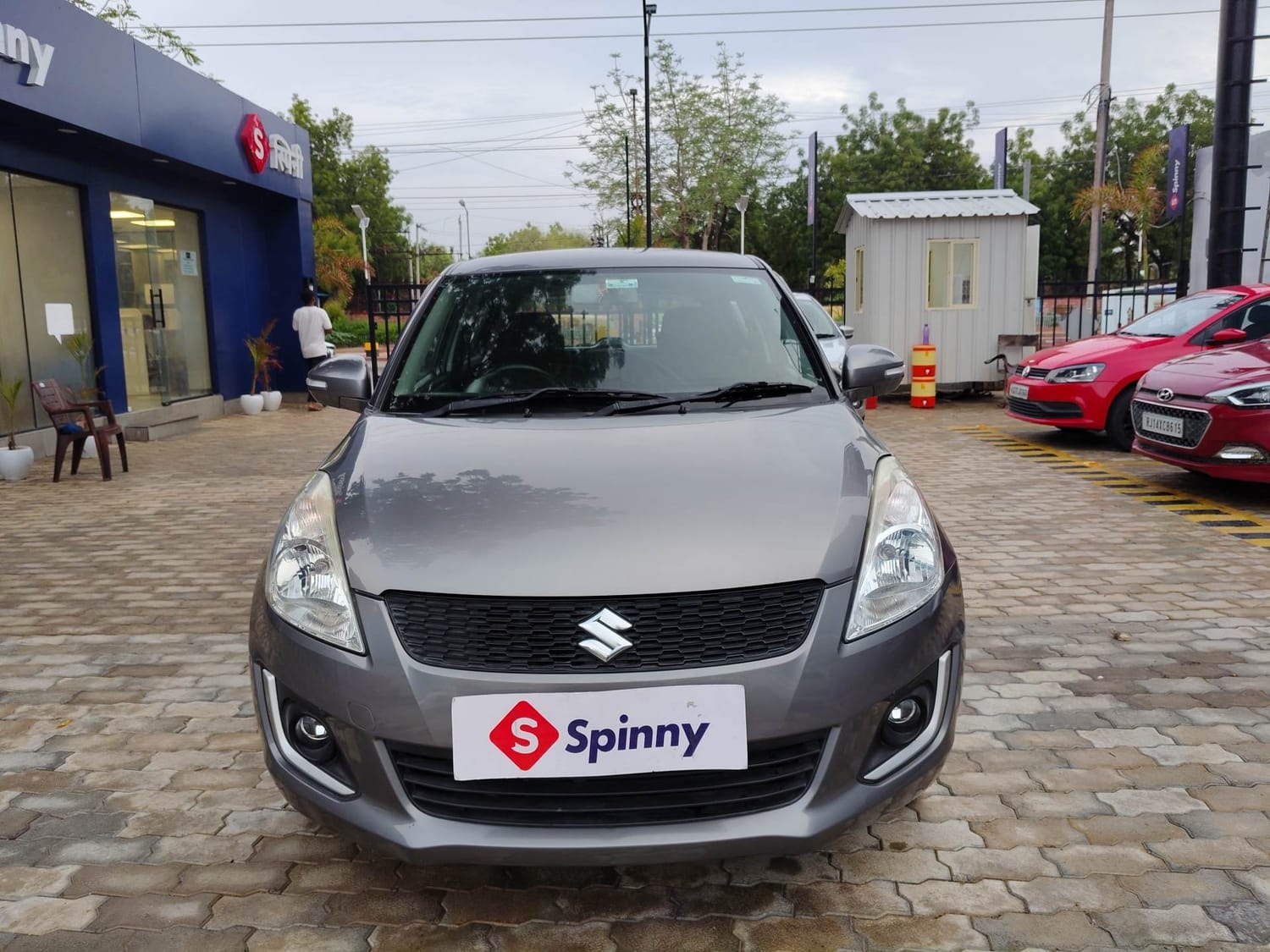 View 2015 Maruti Suzuki Swift VXI Image 8 Used 2015 Maruti Suzuki Swift VXI Image 8