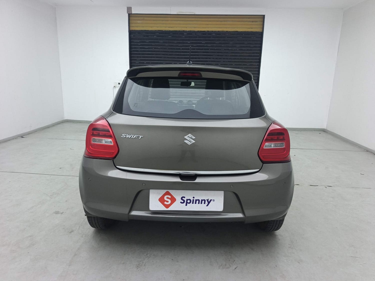 View 2021 Maruti Suzuki Swift VXI Image 4 Used 2021 Maruti Suzuki Swift VXI Image 4