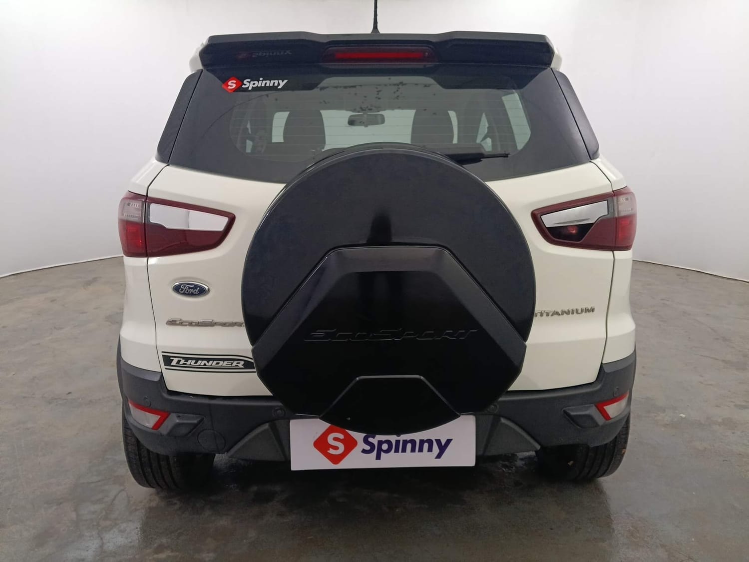 View 2019 Ford EcoSport 1.5 TiVCT Petrol Thunder Edition BS IV Image 4 Used 2019 Ford EcoSport 1.5 TiVCT Petrol Thunder Edition BS IV Image 4