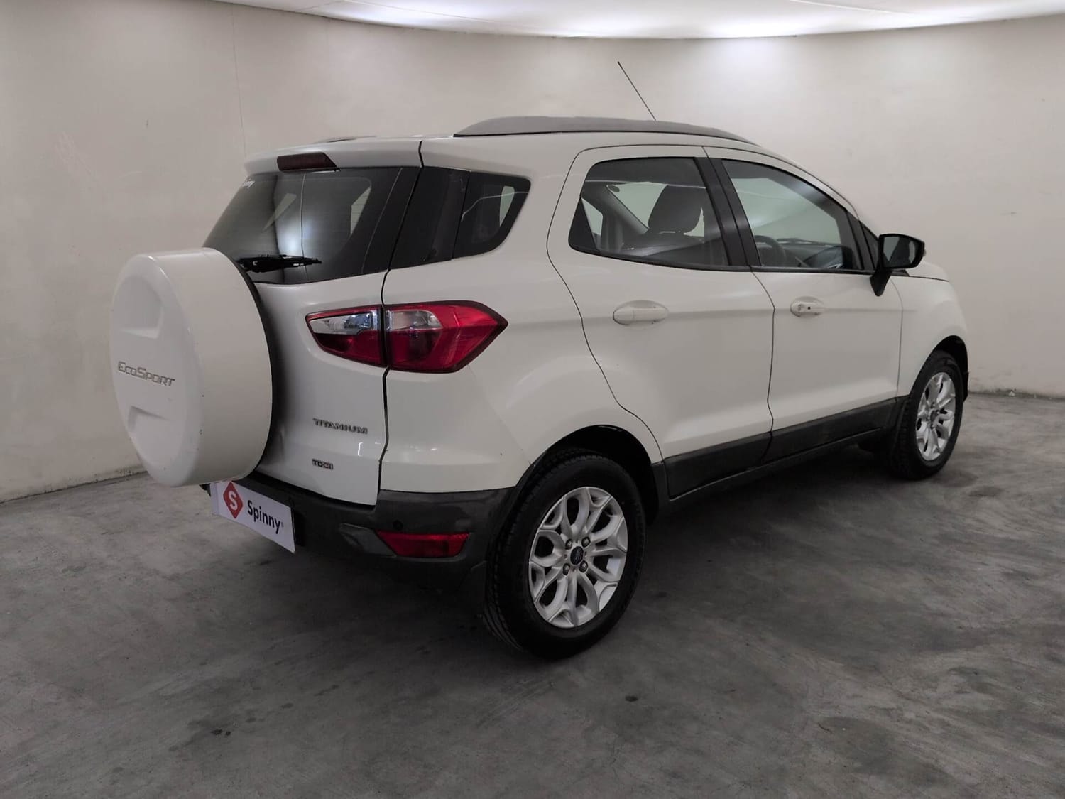 View 2016 Ford EcoSport 1.5 TDCi Diesel Titanium BS IV Image 5 Used 2016 Ford EcoSport 1.5 TDCi Diesel Titanium BS IV Image 5