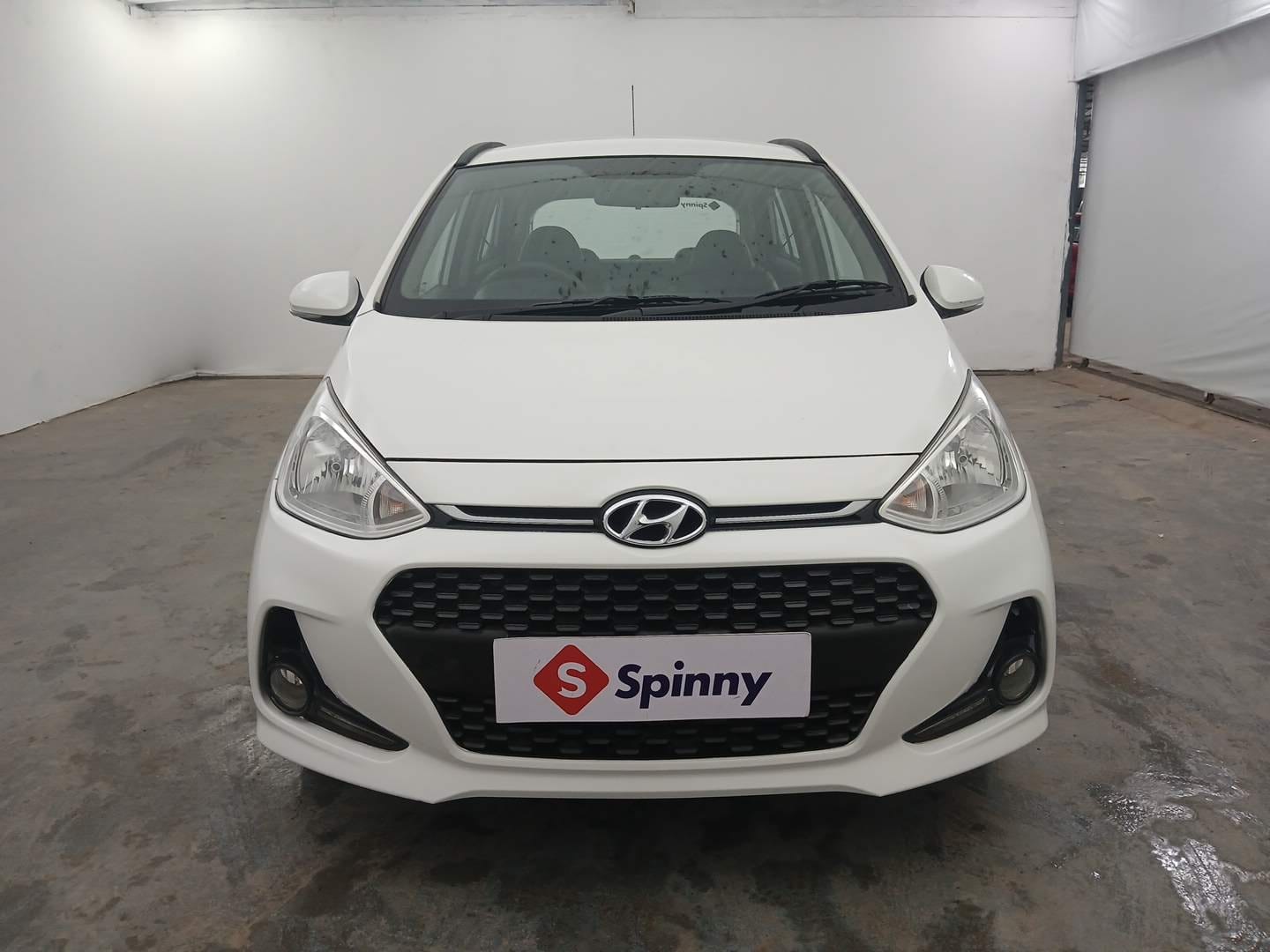 View 2017 Hyundai Grand i10 1.2 Sportz Petrol AT Image 8 Used 2017 Hyundai Grand i10 1.2 Sportz Petrol AT Image 8