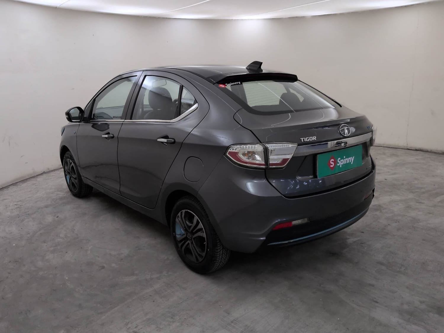 View 2022 Tata Tigor EV XZ Plus Image 3 Used 2022 Tata Tigor EV XZ Plus Image 3