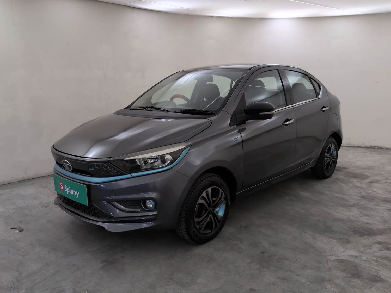 View 2022 Tata Tigor EV XZ Plus Image 1 Used 2022 Tata Tigor EV XZ Plus Image 1