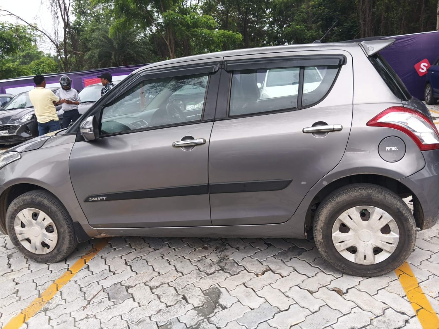View 2014 Maruti Suzuki Swift VXI Image 2 Used 2014 Maruti Suzuki Swift VXI Image 2