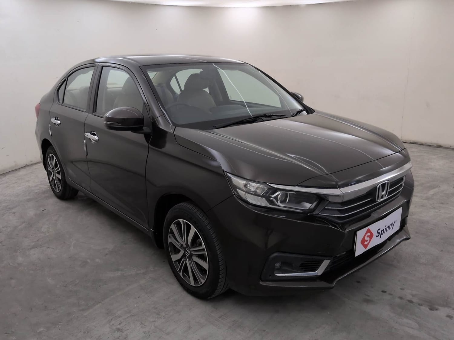 View 2022 Honda Amaze VX CVT Petrol BS IV Image 7 Used 2022 Honda Amaze VX CVT Petrol BS IV Image 7