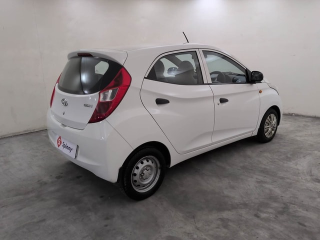 View Hyundai EON Image 5 Used Hyundai EON Image 5