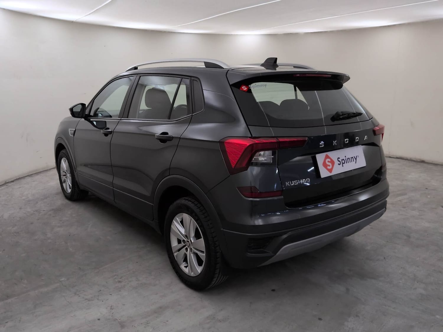 View 2023 Skoda Kushaq Ambition 1.0 TSI MT Image 3 Used 2023 Skoda Kushaq Ambition 1.0 TSI MT Image 3