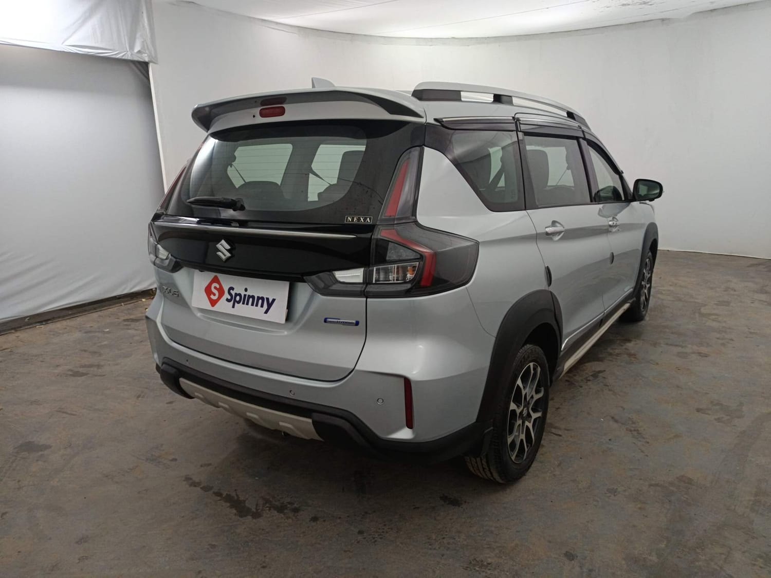 View 2023 Maruti Suzuki XL6 Alpha Plus AT Image 5 Used 2023 Maruti Suzuki XL6 Alpha Plus AT Image 5