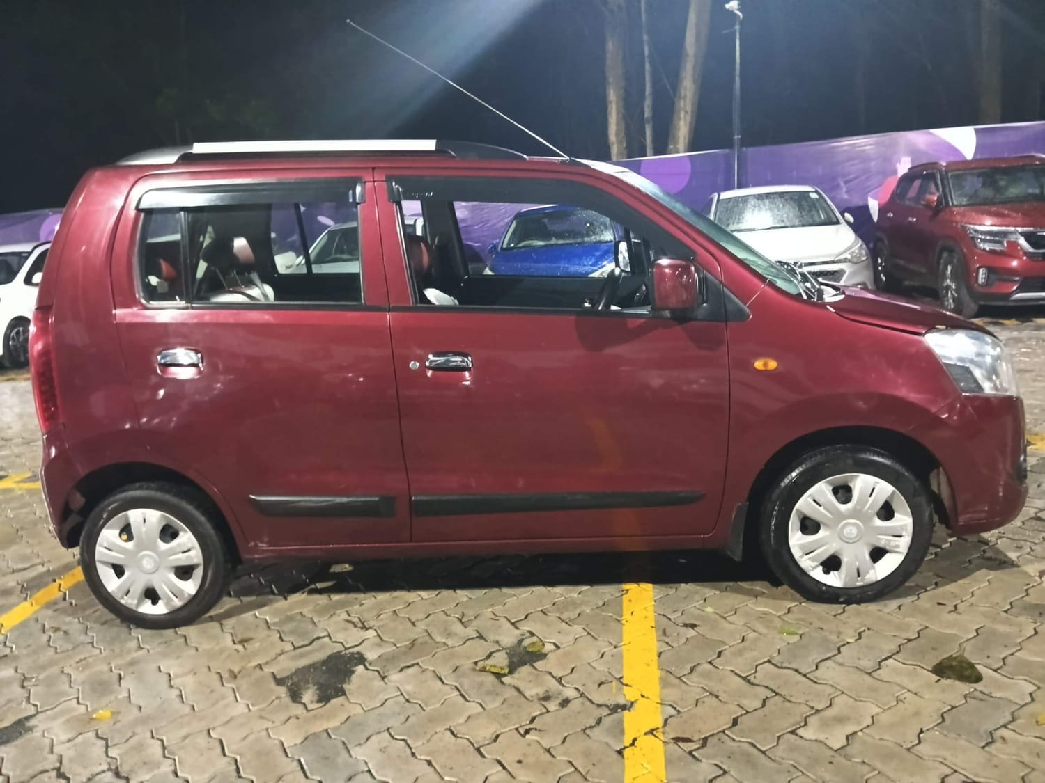 View 2012 Maruti Suzuki Wagon R VXI 1.0 Image 6 Used 2012 Maruti Suzuki Wagon R VXI 1.0 Image 6