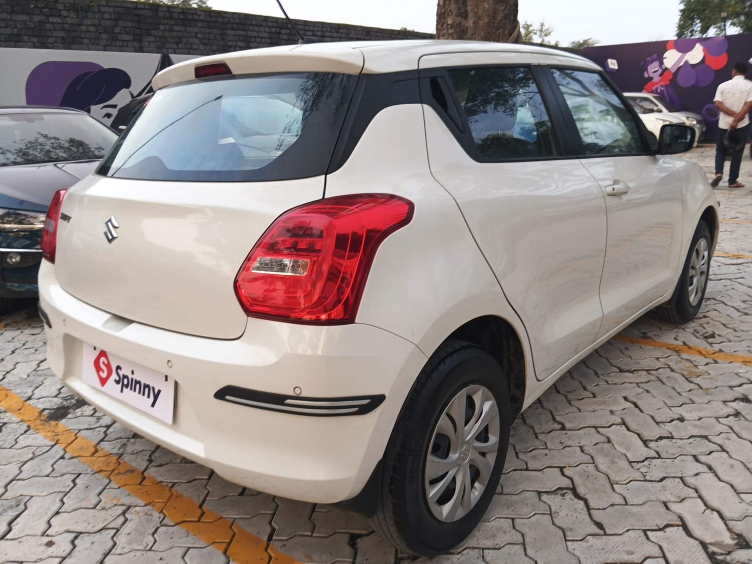 View 2020 Maruti Suzuki Swift VXI Image 5 Used 2020 Maruti Suzuki Swift VXI Image 5