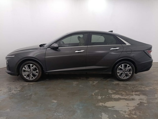 View Hyundai Verna Image 2 Used Hyundai Verna Image 2