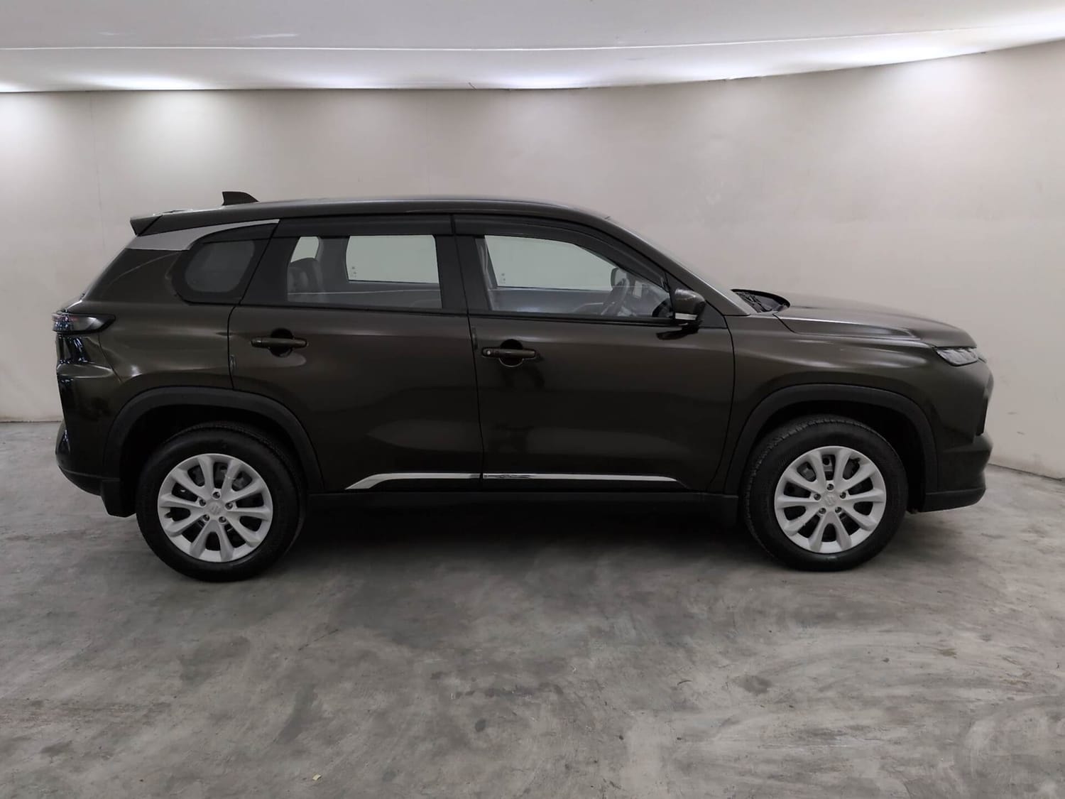 Used 2023 Maruti Suzuki Grand Vitara Used 2023 Maruti Suzuki Grand Vitara