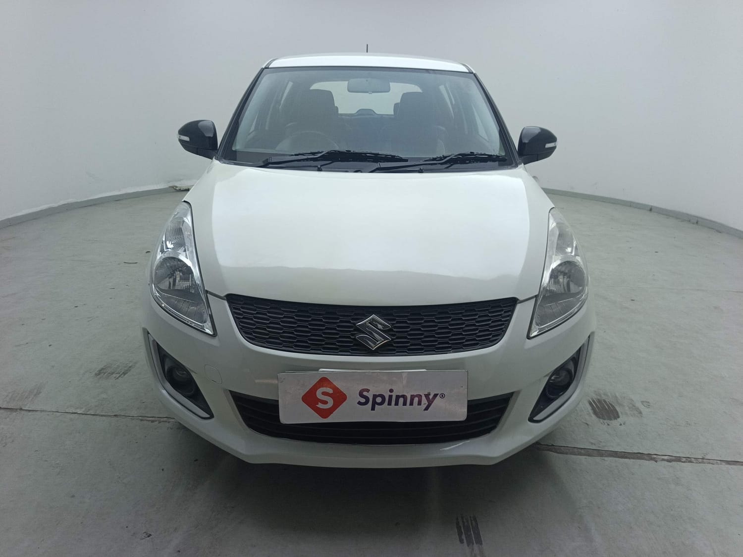 View 2016 Maruti Suzuki Swift VXI Image 8 Used 2016 Maruti Suzuki Swift VXI Image 8