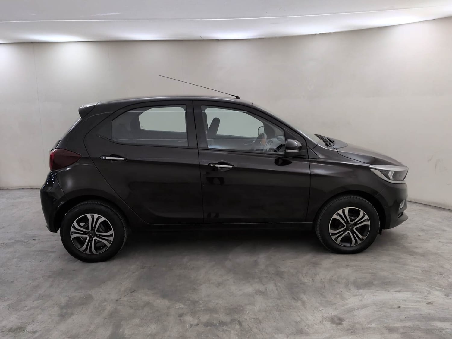 Used 2022 Tata Tiago Used 2022 Tata Tiago