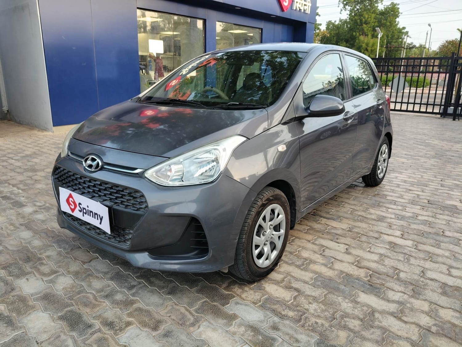Used 2018 Hyundai Grand i10 Used 2018 Hyundai Grand i10