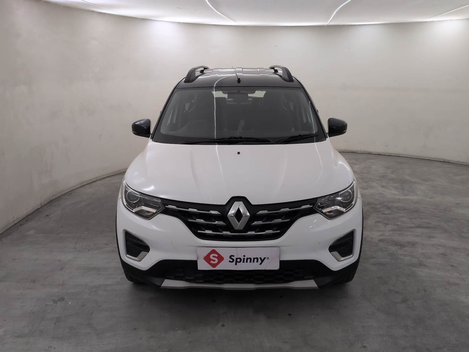 View 2021 Renault Triber RXZ Dual Tone Image 8 Used 2021 Renault Triber RXZ Dual Tone Image 8