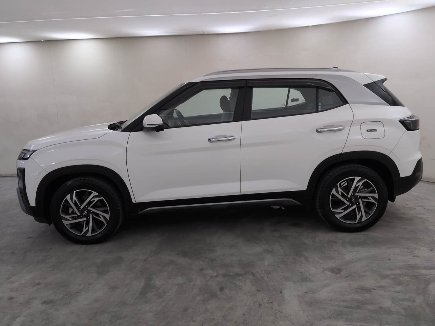 View 2024 Hyundai Creta 1.4 E Diesel Image 2 Used 2024 Hyundai Creta 1.4 E Diesel Image 2
