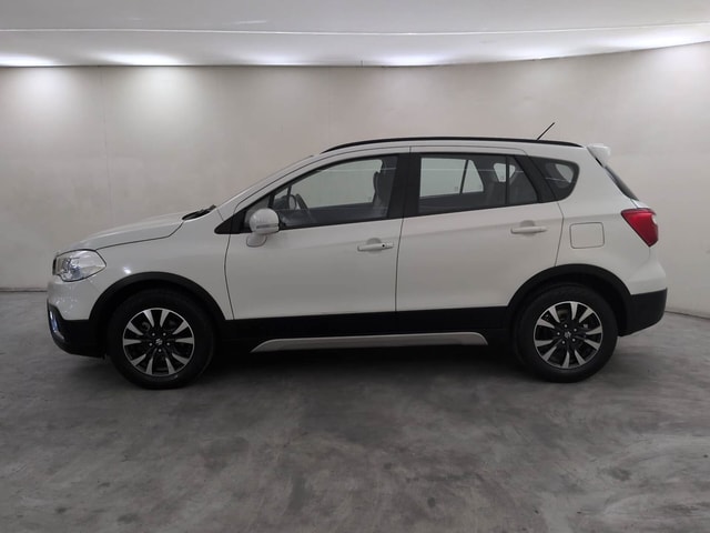 View Maruti Suzuki S-Cross Image 2 Used Maruti Suzuki S-Cross Image 2