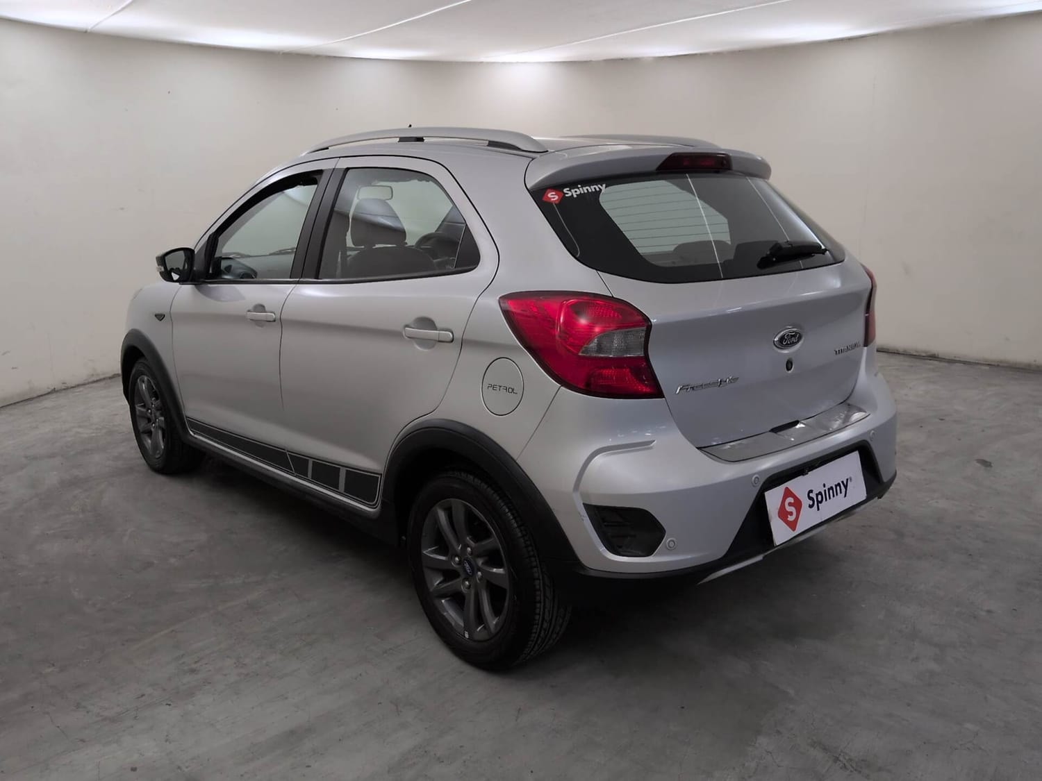 View 2018 Ford Freestyle Titanium 1.2 Ti-VCT Image 3 Used 2018 Ford Freestyle Titanium 1.2 Ti-VCT Image 3