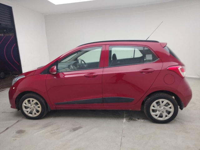 View Hyundai Grand i10 Image 2 Used Hyundai Grand i10 Image 2