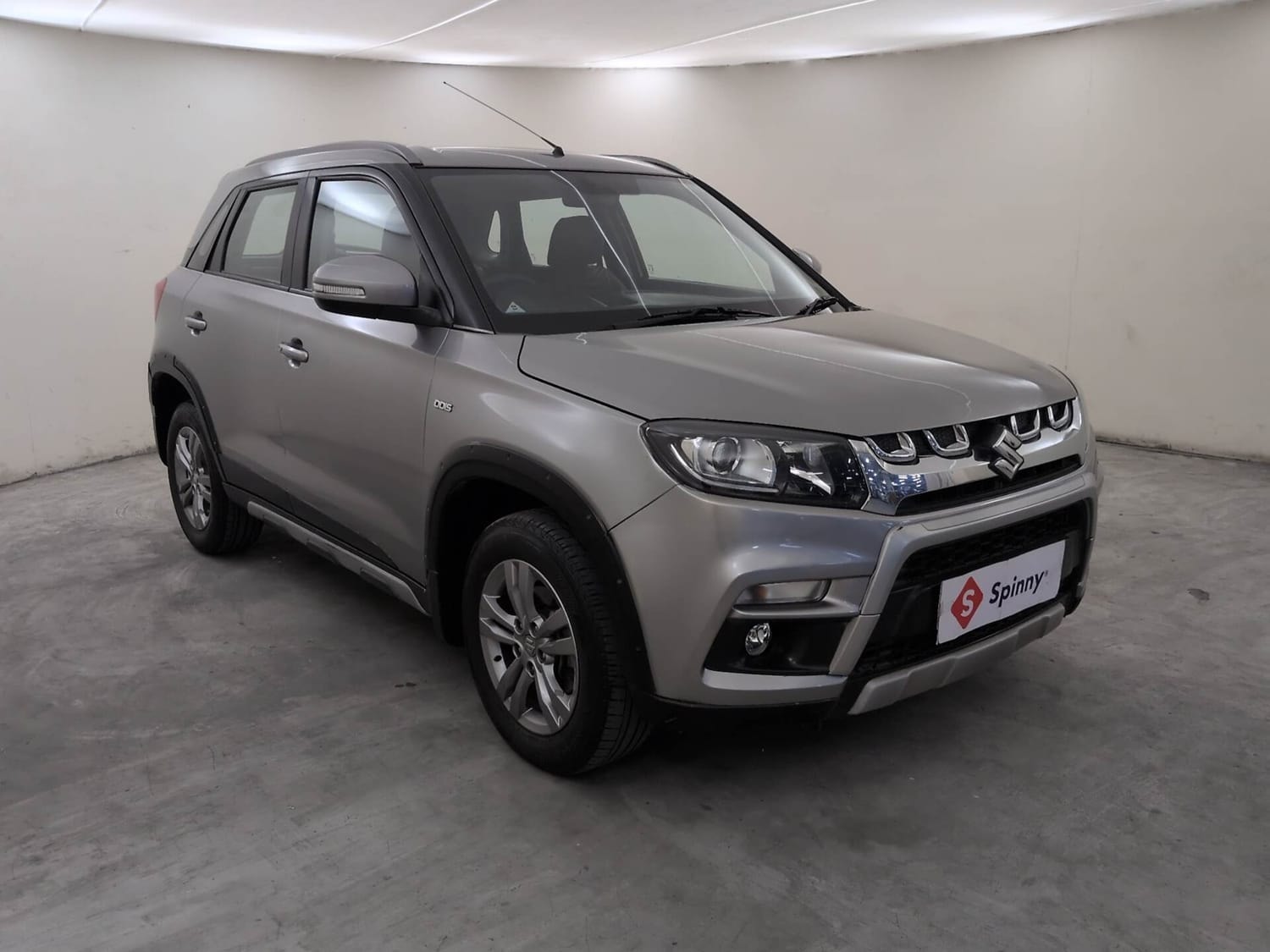 View 2017 Maruti Suzuki Vitara Brezza ZDi Plus Image 7 Used 2017 Maruti Suzuki Vitara Brezza ZDi Plus Image 7