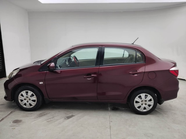 View Honda Amaze Image 2 Used Honda Amaze Image 2