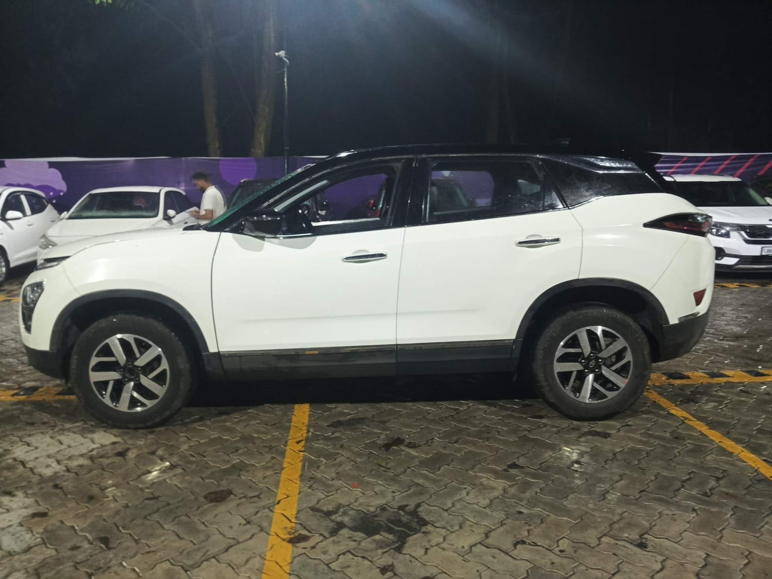 View 2021 Tata Harrier XZA Plus Image 2 Used 2021 Tata Harrier XZA Plus Image 2