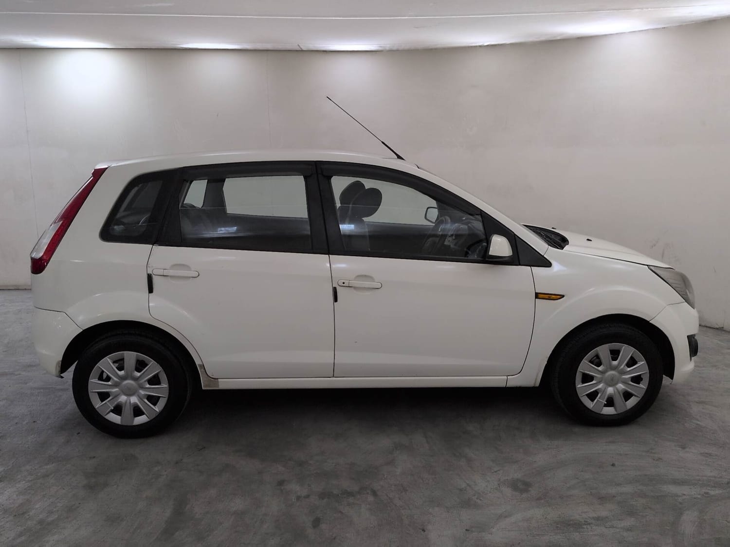 View 2015 Ford Figo 1.2 Duratec EXI Image 6 Used 2015 Ford Figo 1.2 Duratec EXI Image 6