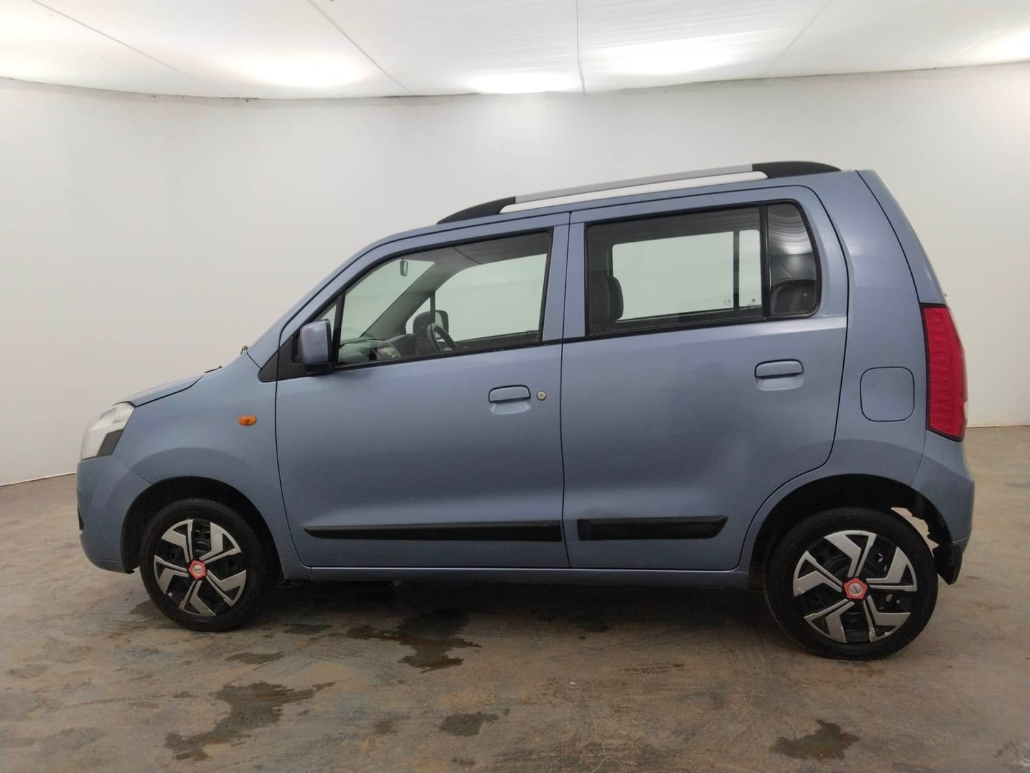 View 2012 Maruti Suzuki Wagon R VXI 1.0 Image 2 Used 2012 Maruti Suzuki Wagon R VXI 1.0 Image 2