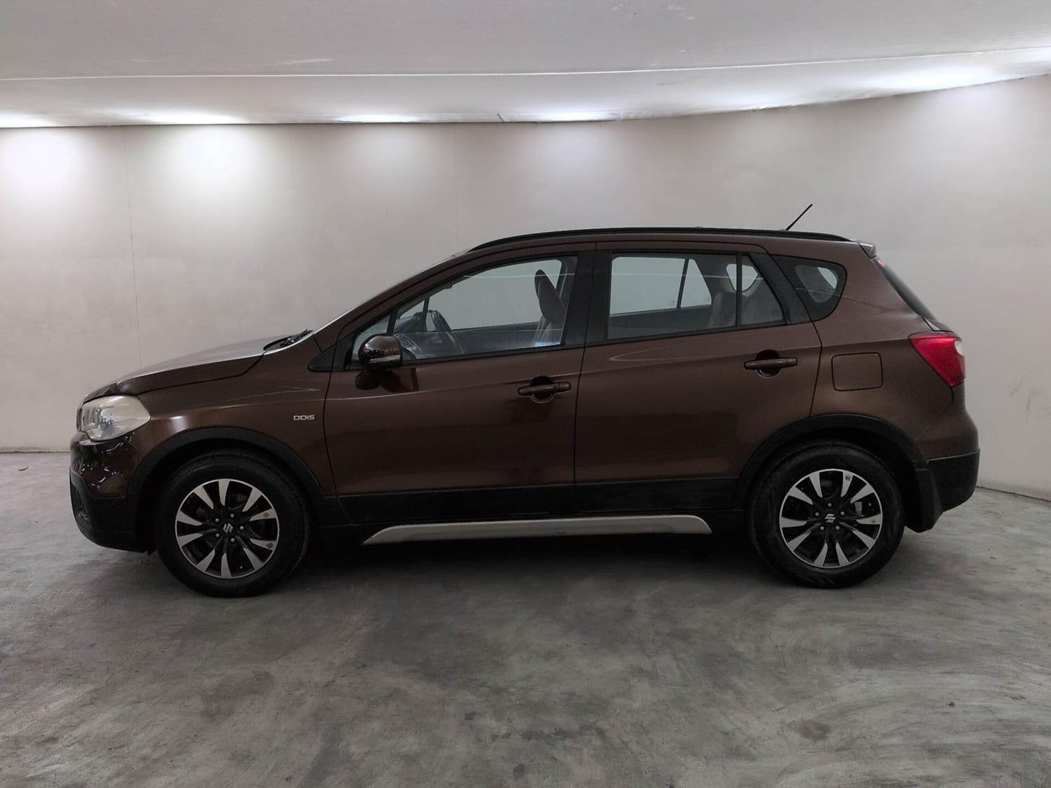 View 2017 Maruti Suzuki S-Cross Zeta Image 2 Used 2017 Maruti Suzuki S-Cross Zeta Image 2