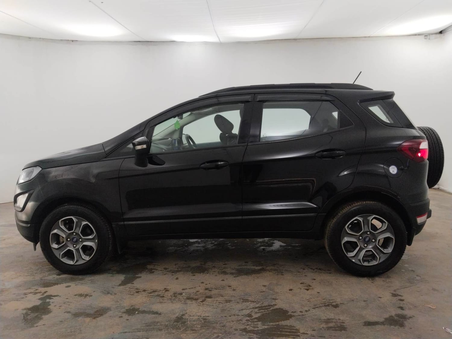 View 2021 Ford EcoSport 1.5 TDCi Diesel Ambiente BS IV Image 2 Used 2021 Ford EcoSport 1.5 TDCi Diesel Ambiente BS IV Image 2