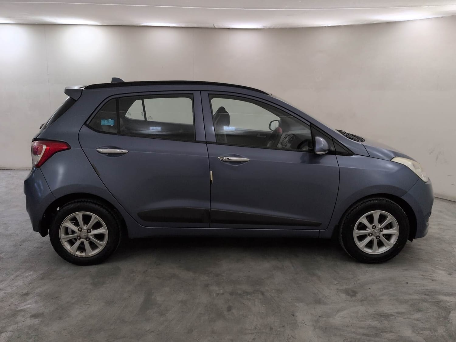 View 2015 Hyundai Grand i10 1.2 Asta Petrol Image 6 Used 2015 Hyundai Grand i10 1.2 Asta Petrol Image 6