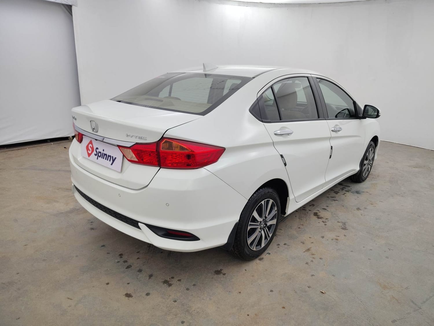 View 2022 Honda City V MT Petrol BS IV Image 5 Used 2022 Honda City V MT Petrol BS IV Image 5