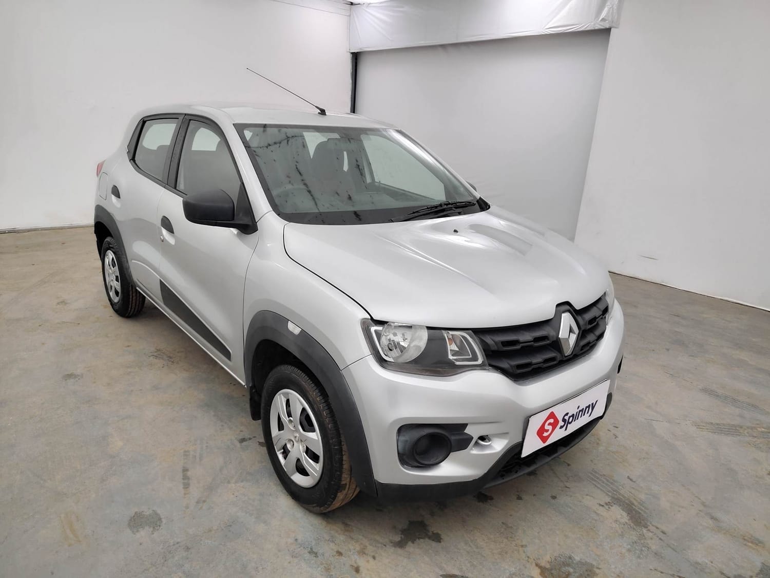 View 2017 Renault Kwid RXL Image 7 Used 2017 Renault Kwid RXL Image 7