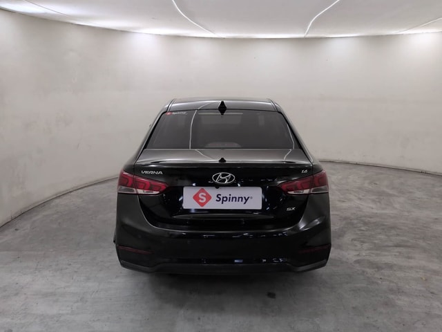 View Hyundai Verna Image 4 Used Hyundai Verna Image 4