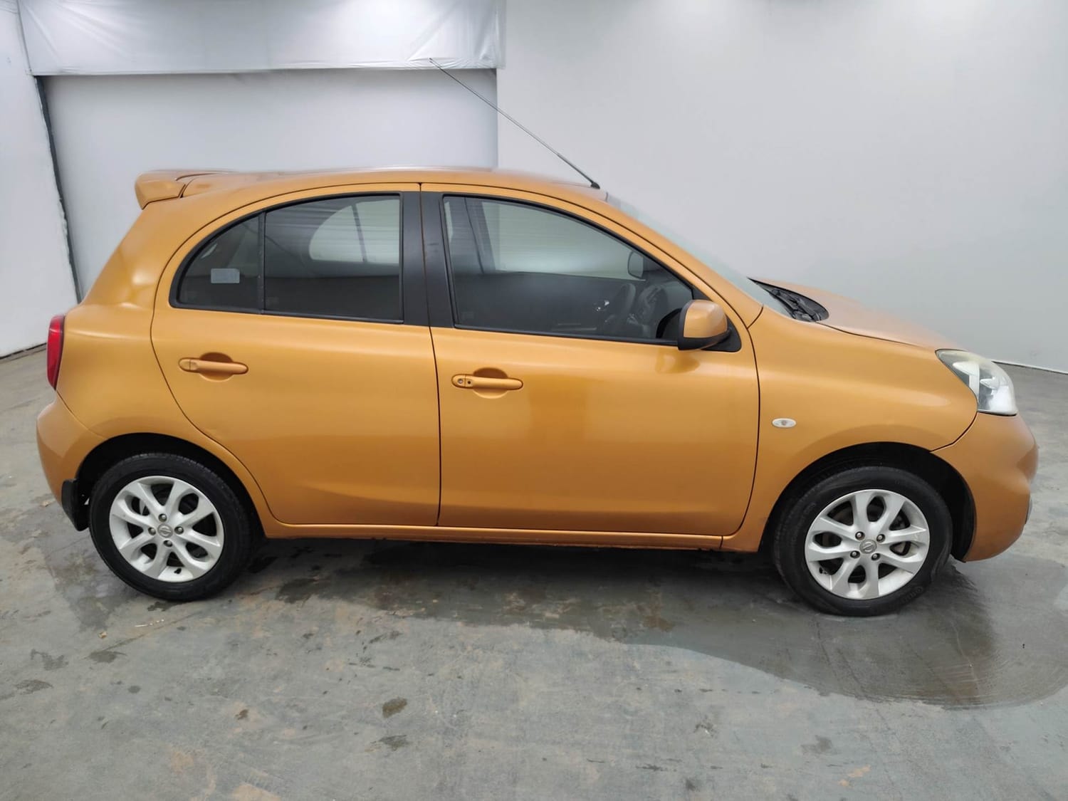 View 2016 Nissan Micra XV (CVT) Image 6 Used 2016 Nissan Micra XV (CVT) Image 6