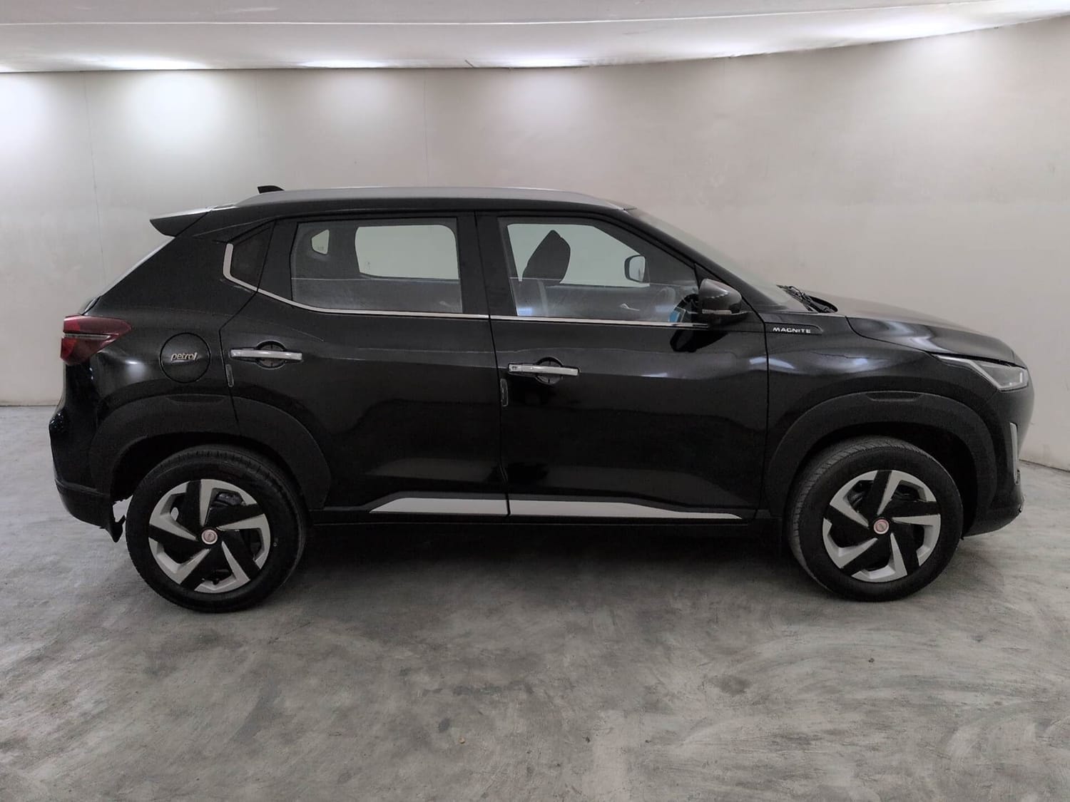 View 2023 Nissan Magnite XV Premium Image 6 Used 2023 Nissan Magnite XV Premium Image 6