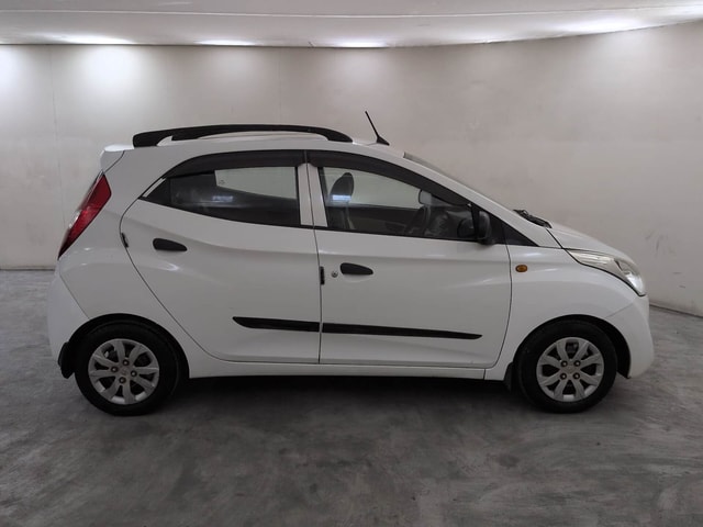 View Hyundai EON Image 6 Used Hyundai EON Image 6