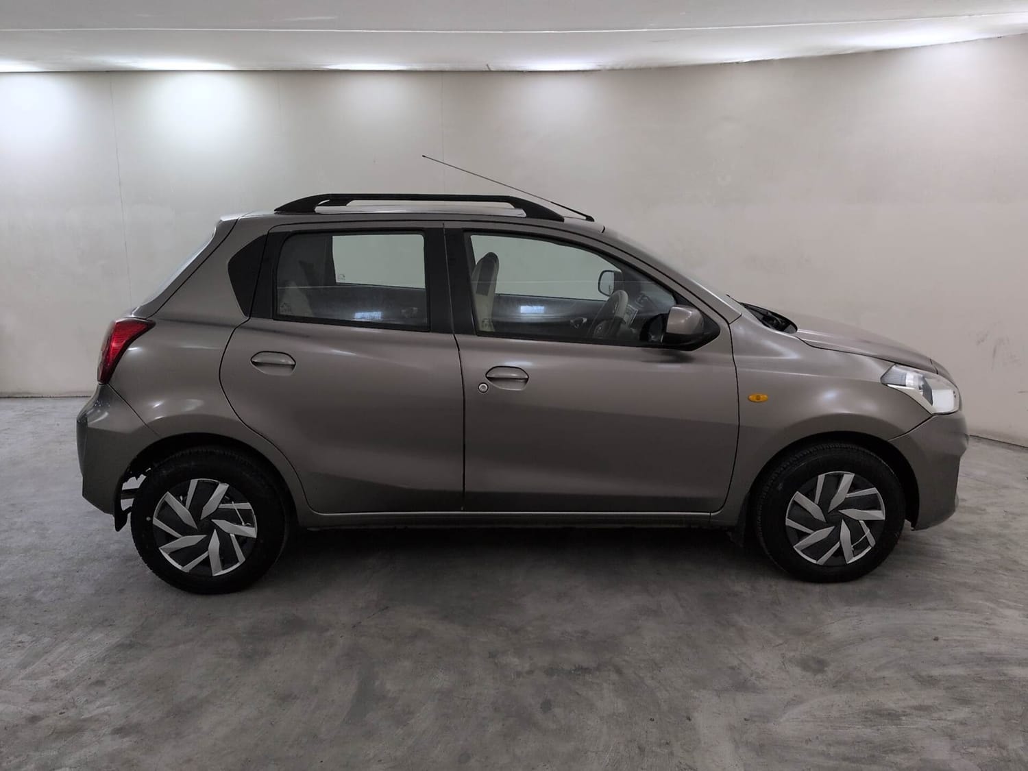 View 2019 Datsun Go T Image 6 Used 2019 Datsun Go T Image 6