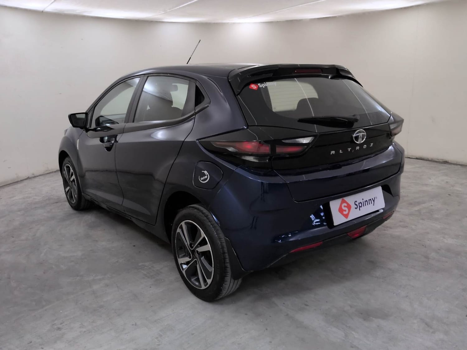View 2023 Tata Altroz XZ Plus TC Petrol Image 3 Used 2023 Tata Altroz XZ Plus TC Petrol Image 3