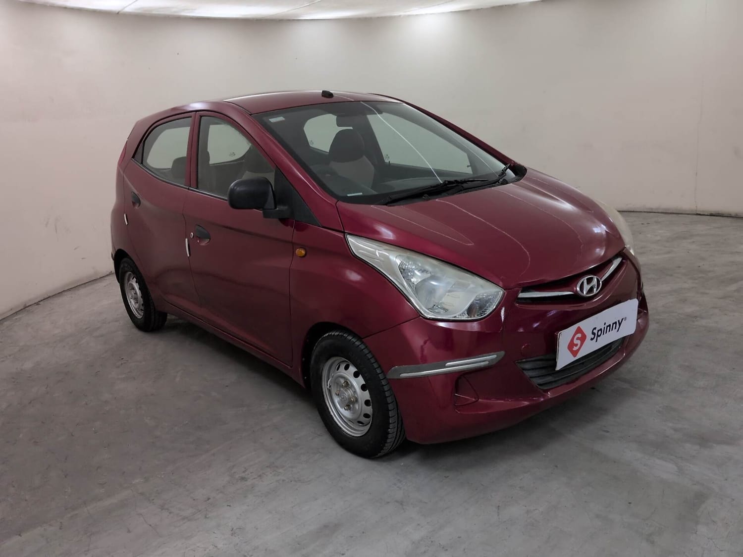 View 2015 Hyundai EON Era Plus Image 7 Used 2015 Hyundai EON Era Plus Image 7