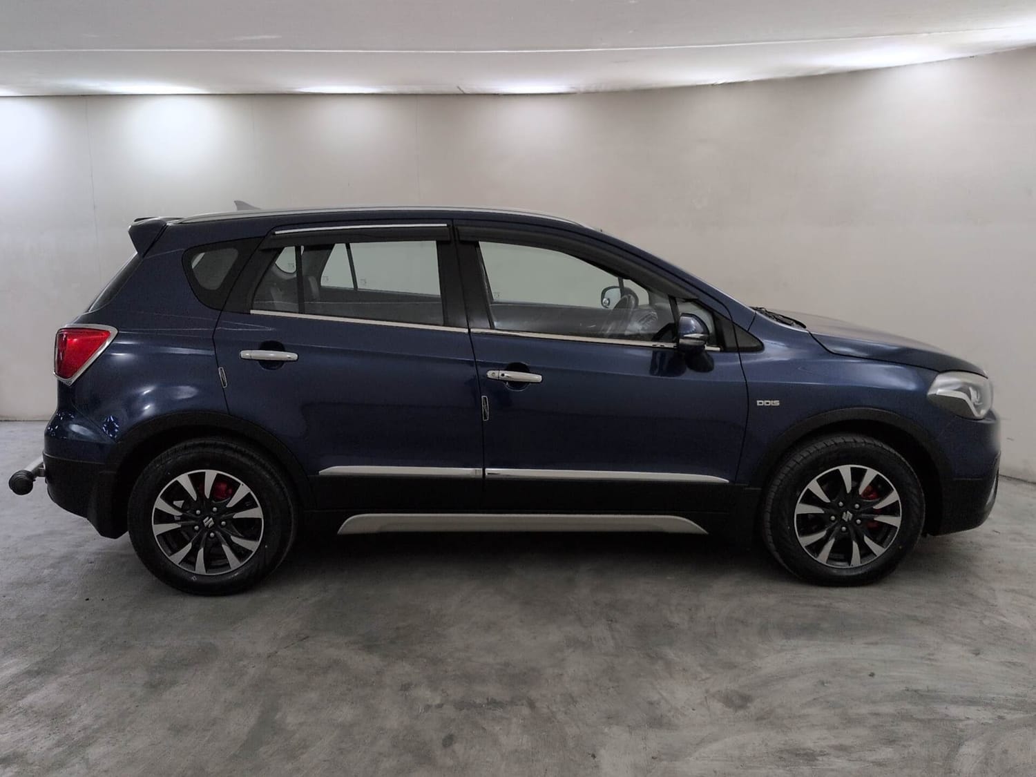View 2018 Maruti Suzuki S-Cross Alpha Image 6 Used 2018 Maruti Suzuki S-Cross Alpha Image 6