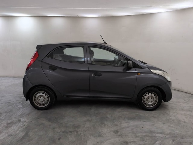 View Hyundai EON Image 6 Used Hyundai EON Image 6