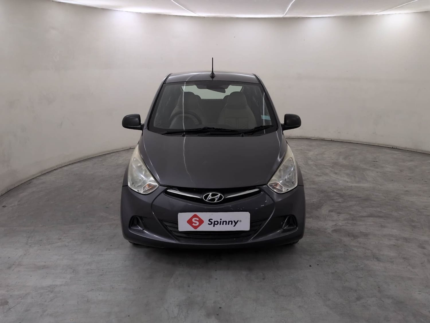 View 2018 Hyundai EON Era Plus Image 8 Used 2018 Hyundai EON Era Plus Image 8