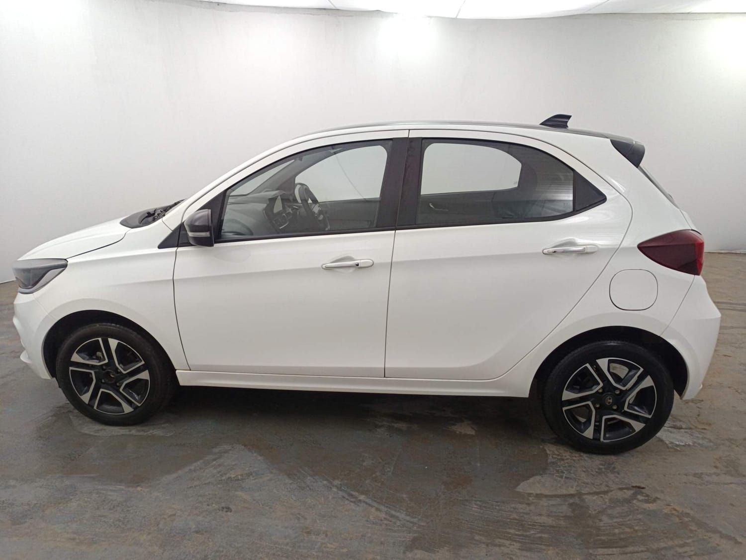 Used 2025 Tata Tiago Used 2025 Tata Tiago