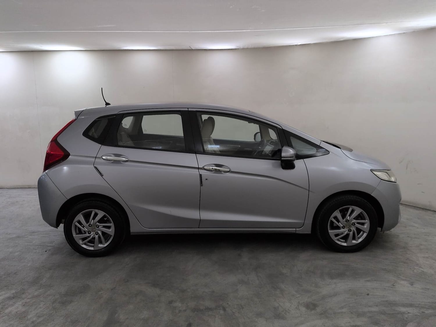 View 2019 Honda Jazz VX CVT Petrol Image 6 Used 2019 Honda Jazz VX CVT Petrol Image 6