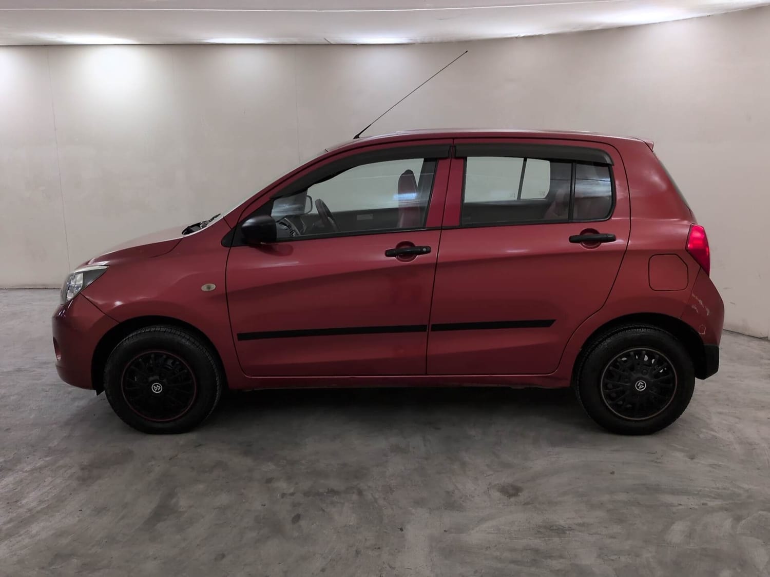 View 2015 Maruti Suzuki Celerio VXI AMT Image 2 Used 2015 Maruti Suzuki Celerio VXI AMT Image 2