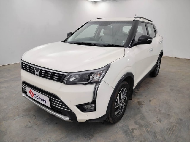 View Mahindra XUV300 Image 1 Used Mahindra XUV300 Image 1