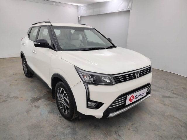 View Mahindra XUV300 Image 7 Used Mahindra XUV300 Image 7